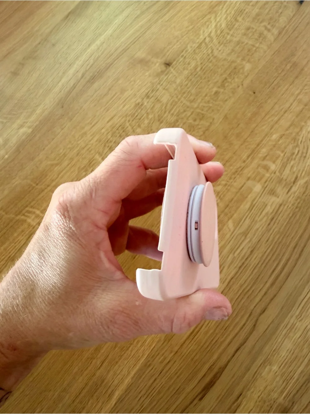 the caep Pink Silicone Phone Case with Matching Pop Grip 12pro iphone